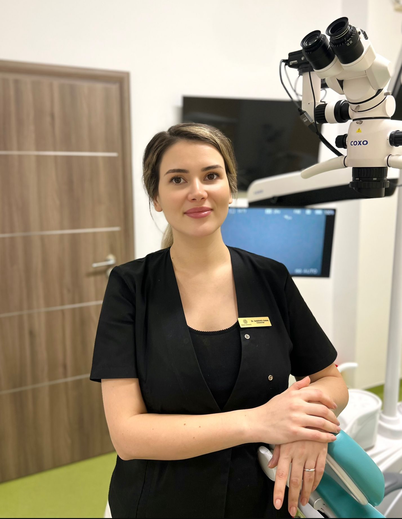                         Dr. Oana Sadovei - Medic Specialist Endodonție